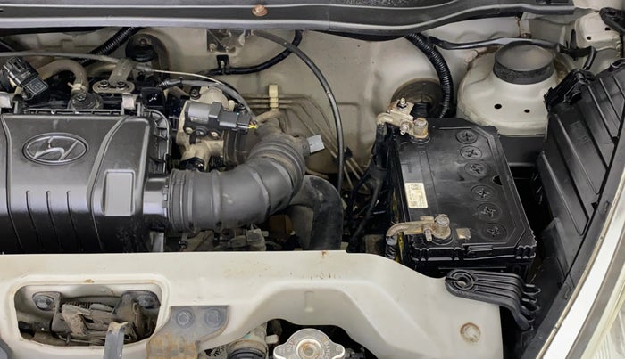 2016 Hyundai Eon SPORTZ, Petrol, Manual, 71,758 km, Engine View - Left