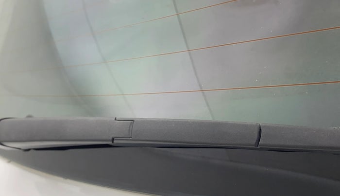 2019 Hyundai Elite i20 ASTA (O) CVT, Petrol, Automatic, 1,02,999 km, Rear Wiper