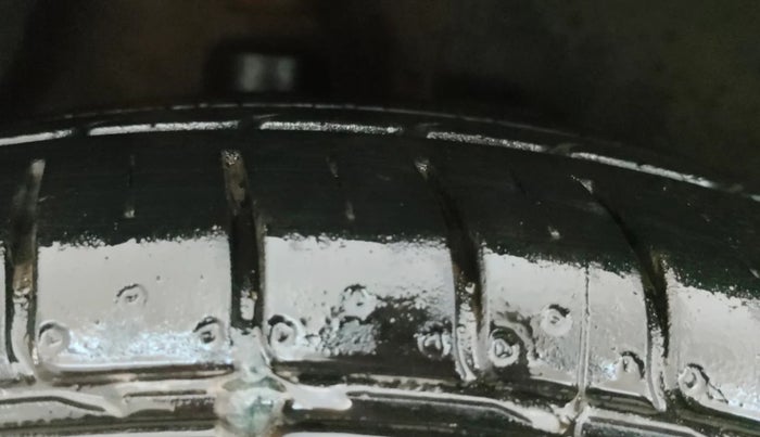 2016 Hyundai Creta BASE 1.6 PETROL, Petrol, Manual, 60,160 km, Right Rear Tyre Tread