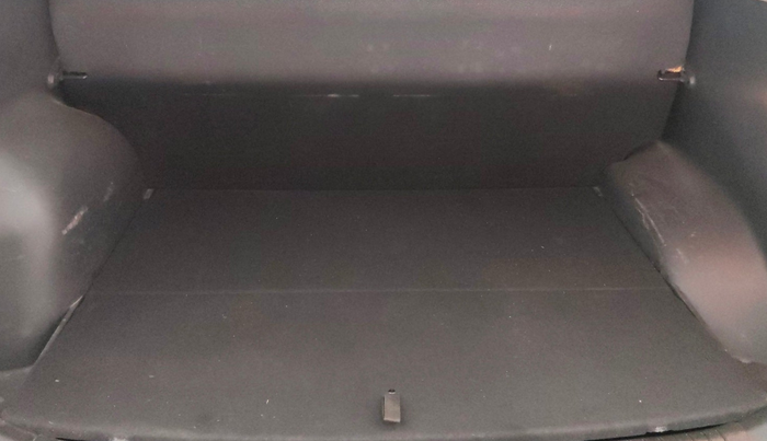 2016 Hyundai Creta BASE 1.6 PETROL, Petrol, Manual, 60,160 km, Boot Inside