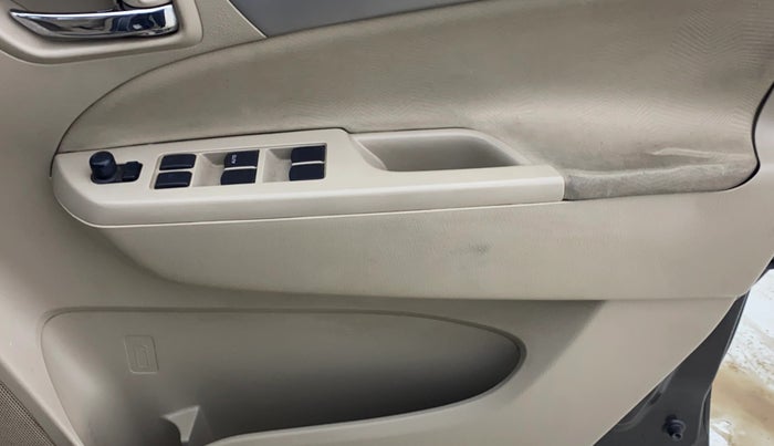 2017 Maruti Ertiga VDI SHVS, Diesel, Manual, 64,066 km, Driver Side Door Panels Control