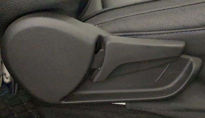 2023 Maruti Alto K10 VXI PLUS, Petrol, Manual, 72,644 km, Driver Side Adjustment Panel