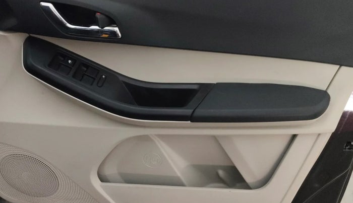 2023 Tata Tiago XZ PLUS PETROL, Petrol, Manual, 17,856 km, Driver Side Door Panels Control