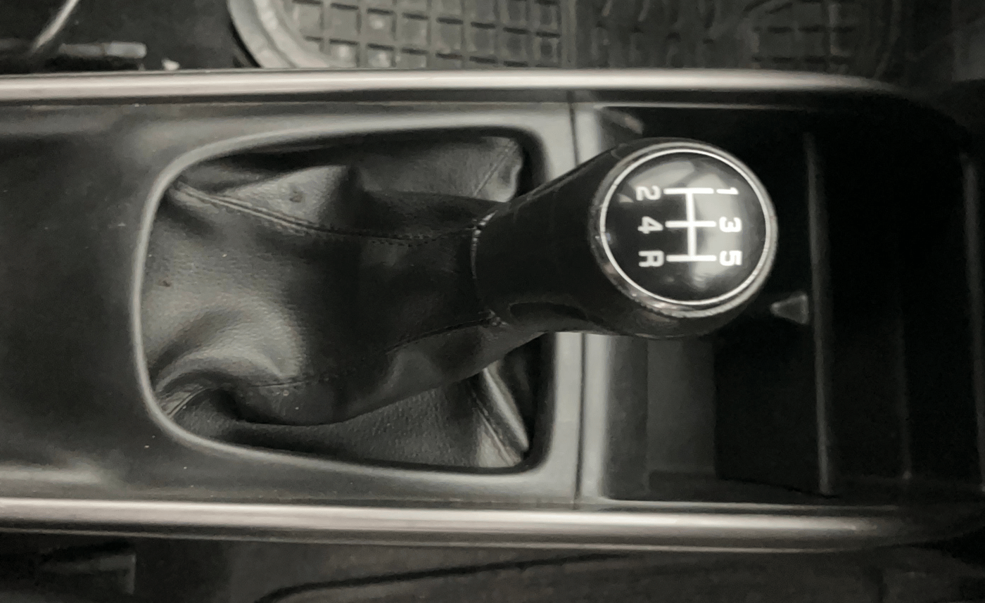 2019 Maruti Baleno DELTA PETROL 1.2, Petrol, Manual, 99,751 km, Gear Lever