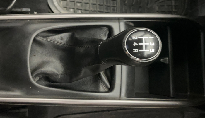 2019 Maruti Baleno DELTA PETROL 1.2, Petrol, Manual, 99,799 km, Gear Lever