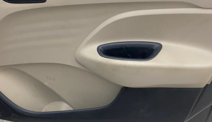 2021 Hyundai NEW SANTRO SPORTZ MT, Petrol, Manual, 80,580 km, Driver Side Door Panels Control