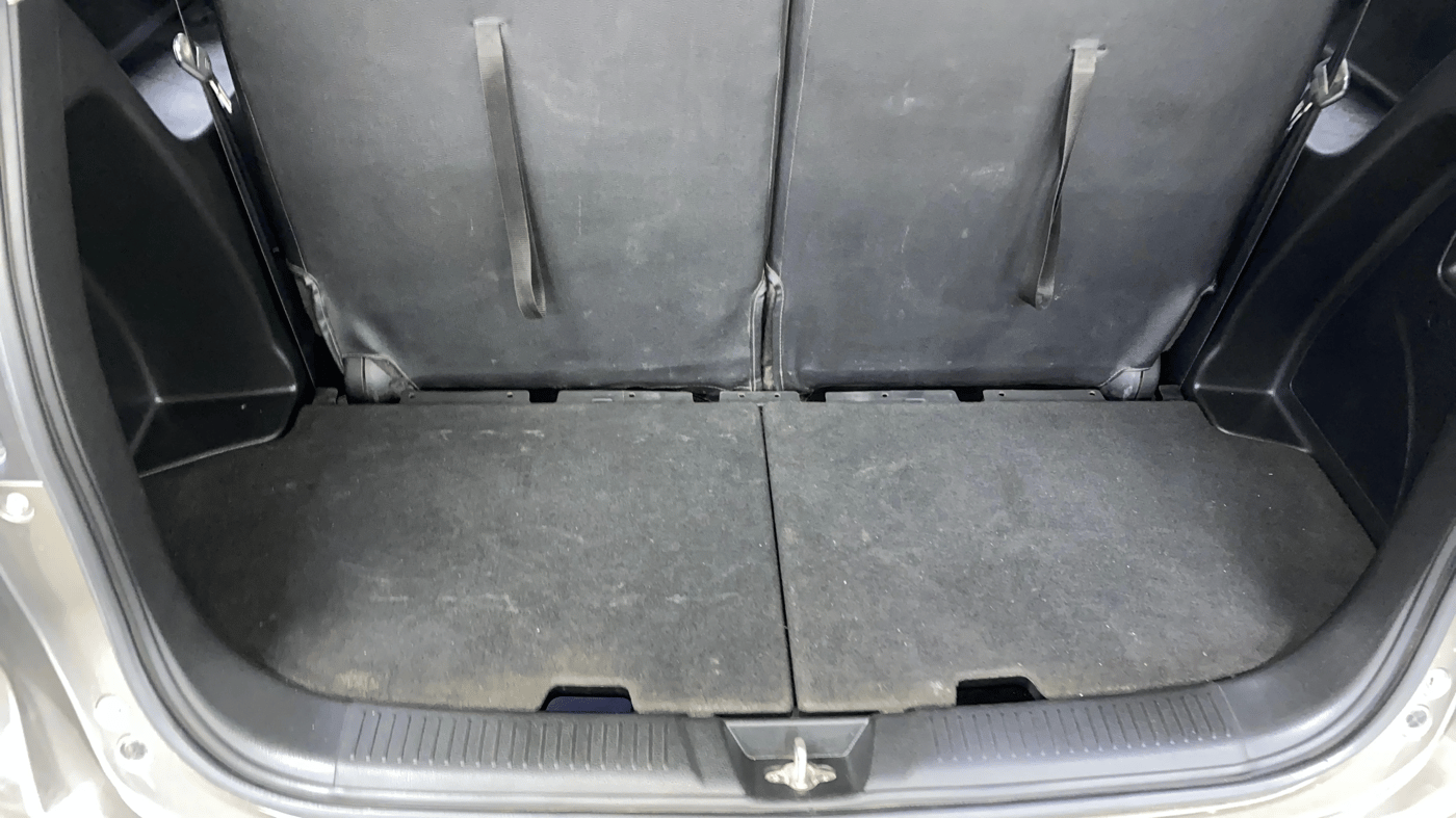 2019 Maruti XL6 ZETA MT, Petrol, Manual, 23,853 km, Boot Inside