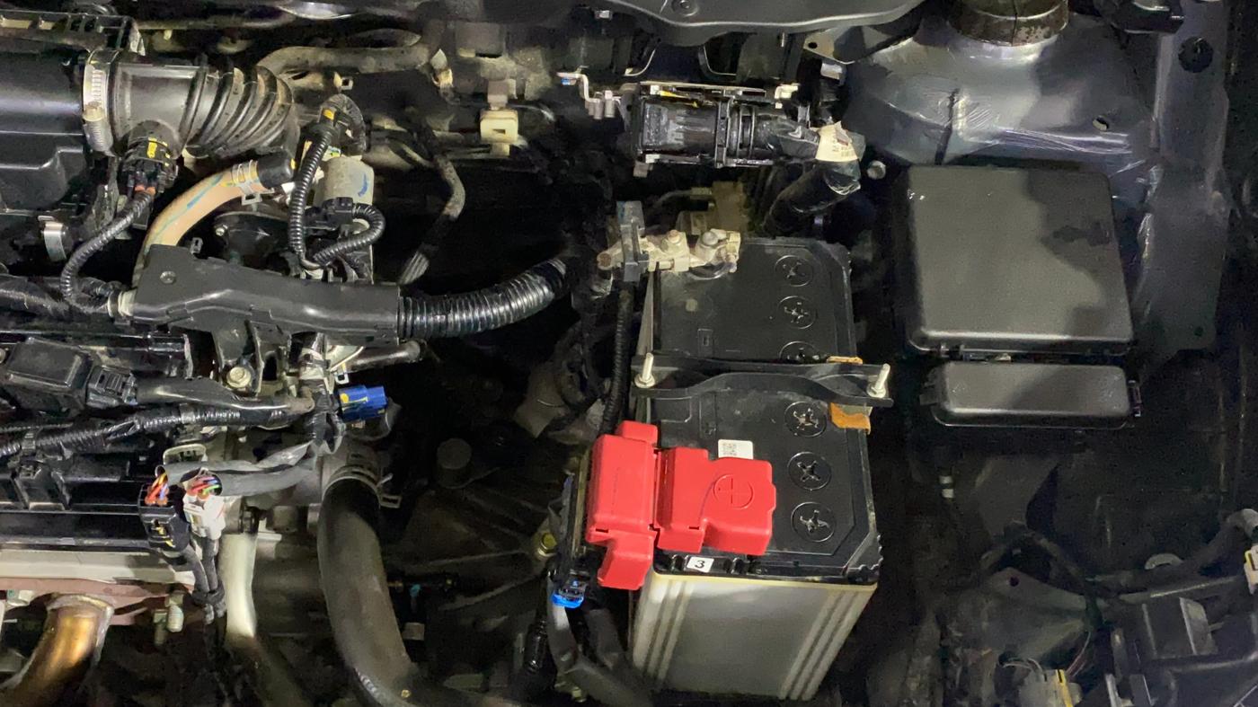 2019 Maruti XL6 ZETA MT, Petrol, Manual, 23,853 km, Engine View - Left