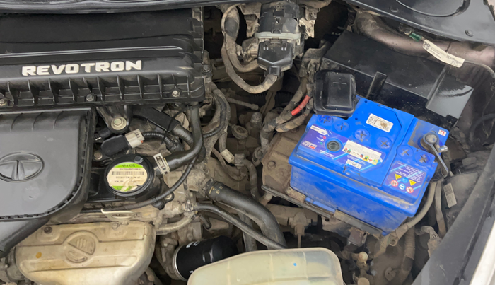 2017 Tata Tiago XT PETROL, Petrol, Manual, 51,821 km, Engine View - Left