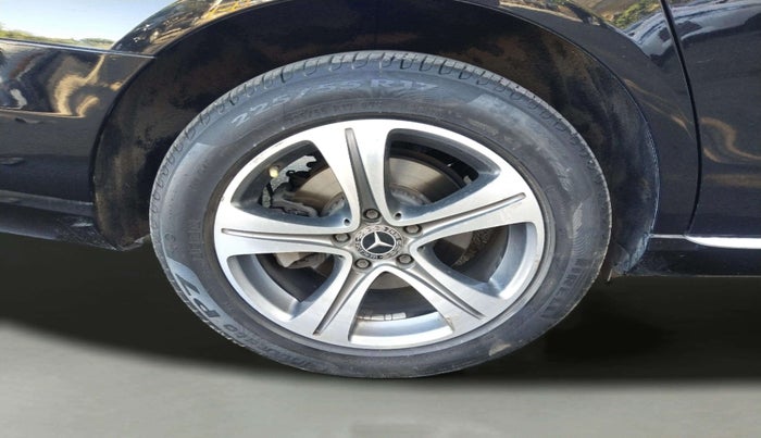 2018 Mercedes Benz E Class E 220 CDI AVANTGARDE, Diesel, Automatic, 58,692 km, Right Rear Wheel