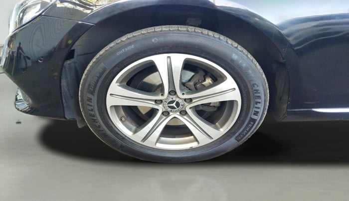 2018 Mercedes Benz E Class E 220 CDI AVANTGARDE, Diesel, Automatic, 58,692 km, Left Front Wheel