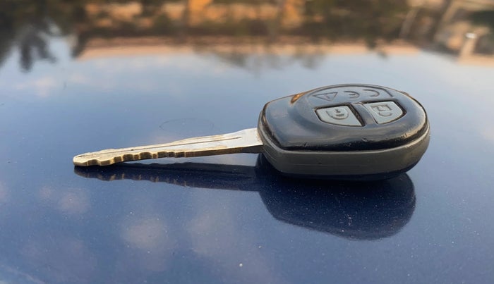 2019 Maruti Baleno DELTA PETROL 1.2, Petrol, Manual, 62,643 km, Key Close Up