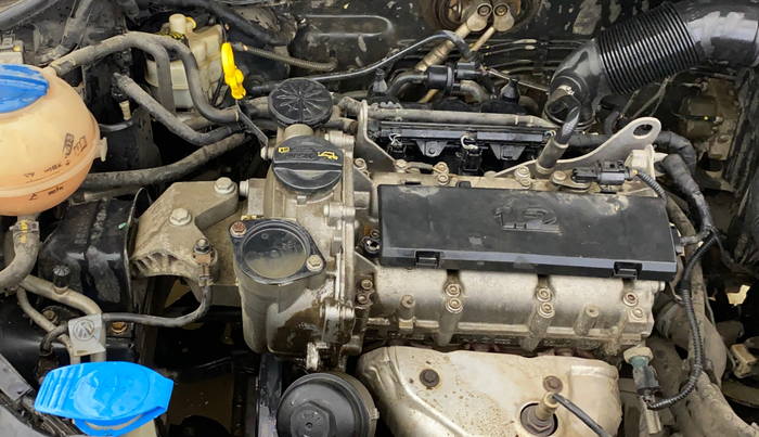 2015 Volkswagen Polo COMFORTLINE 1.2L, Petrol, Manual, 88,060 km, Engine View - Right