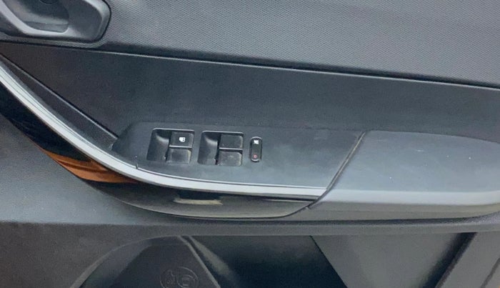 2019 Tata TIAGO NRG PETROL, Petrol, Manual, 28,954 km, Driver Side Door Panels Control