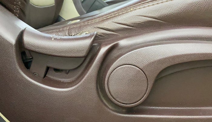 2016 Hyundai Creta SX PLUS AT 1.6 PETROL, Petrol, Automatic, 76,045 km, Driver Side Adjustment Panel