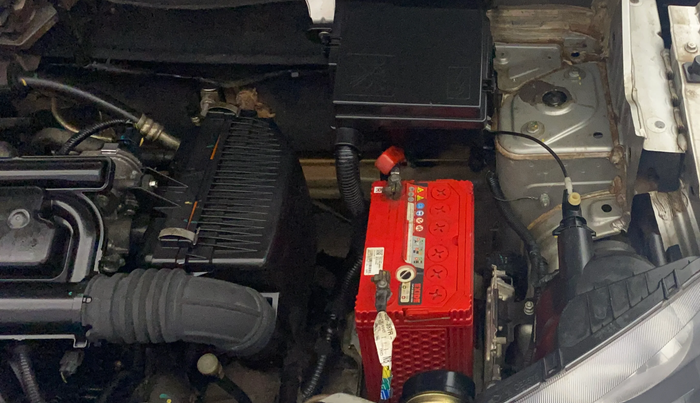 2016 Renault Kwid RXT 0.8 (O), Petrol, Manual, 37,497 km, Engine View - Left