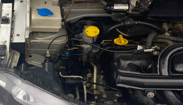 2016 Renault Kwid RXT 0.8 (O), Petrol, Manual, 37,497 km, Engine View - Right