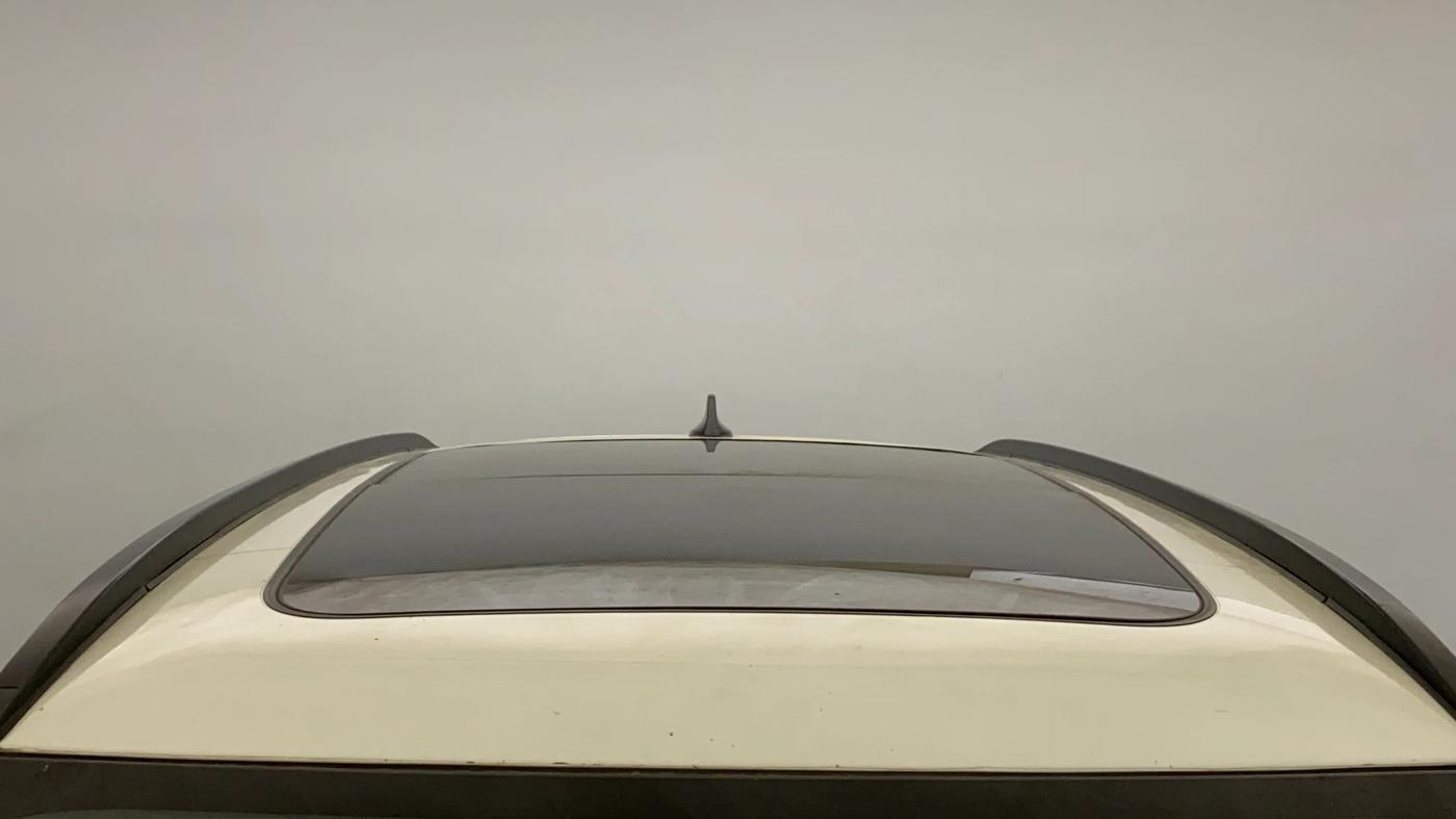 2024 Tata Harrier PURE PLUS S AT, Diesel, Automatic, 24,189 km, Moonroof/ Sunroof
