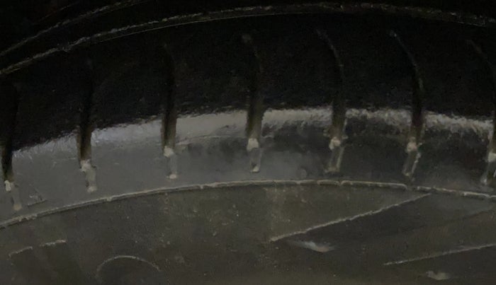 2022 Renault TRIBER RXZ, Petrol, Manual, 43,677 km, Left Front Tyre Tread