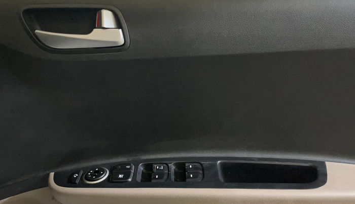 2016 Hyundai Grand i10 ASTA (O) 1.2 KAPPA VTVT, Petrol, Manual, 85,372 km, Driver Side Door Panels Control