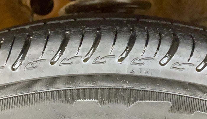 2020 Maruti S PRESSO VXI+, Petrol, Manual, 72,005 km, Right Front Tyre Tread