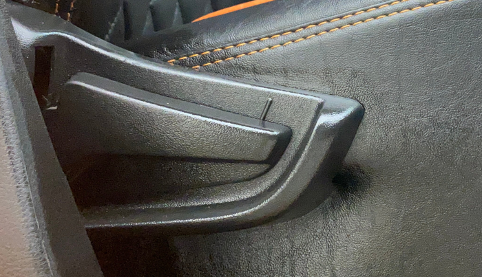 2020 Maruti S PRESSO VXI+, Petrol, Manual, 72,005 km, Driver Side Adjustment Panel