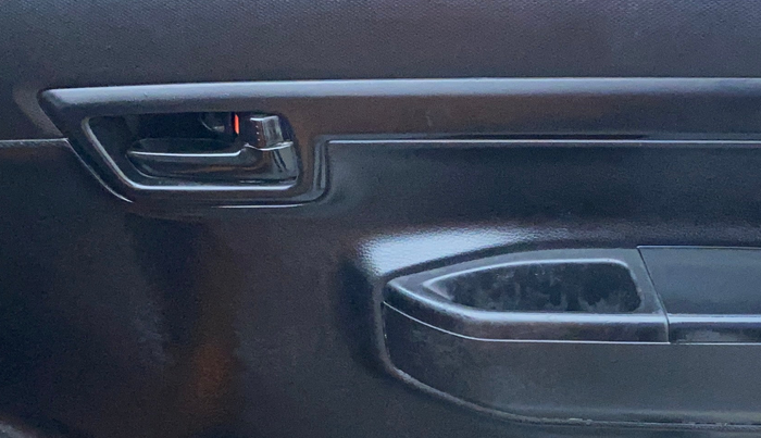 2020 Maruti S PRESSO VXI+, Petrol, Manual, 72,005 km, Driver Side Door Panels Control