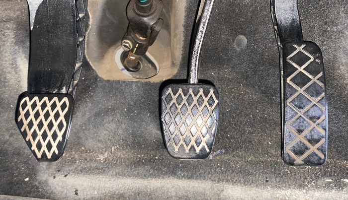 2022 MG ASTOR SUPER EX 1.5 MT, Petrol, Manual, 48,142 km, Pedals