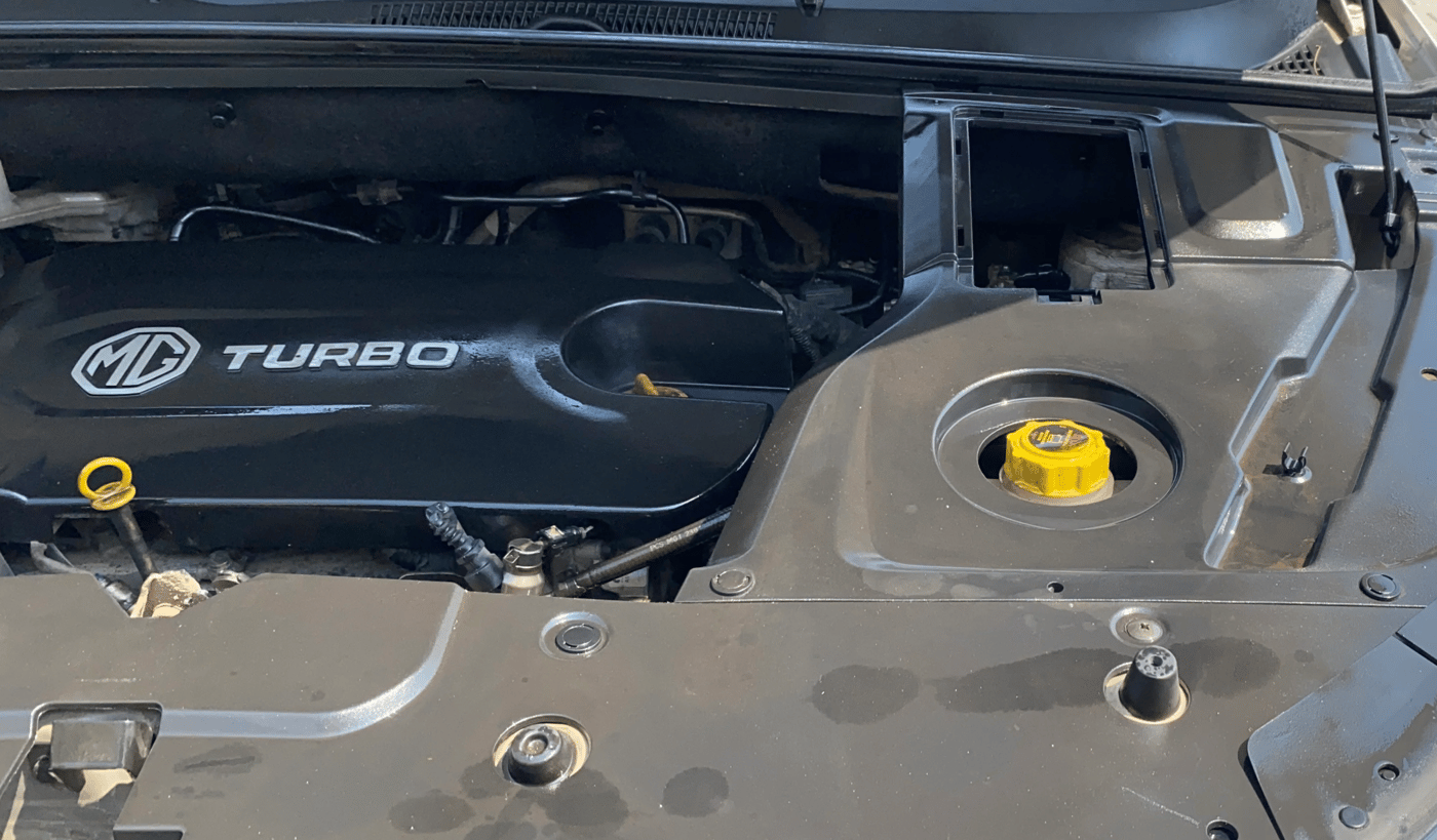 2021 MG HECTOR PLUS SHARP 2.0 DIESEL TURBO MT 6-STR, Diesel, Manual, 1,31,080 km, Engine View - Left
