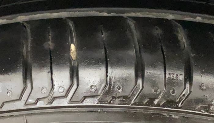 2020 Tata ALTROZ XZ PETROL, Petrol, Manual, 41,069 km, Left Front Tyre Tread