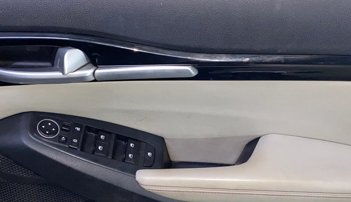 2020 KIA SELTOS GTX PLUS DCT 1.4 PETROL, Petrol, Automatic, 63,242 km, Driver Side Door Panels Control