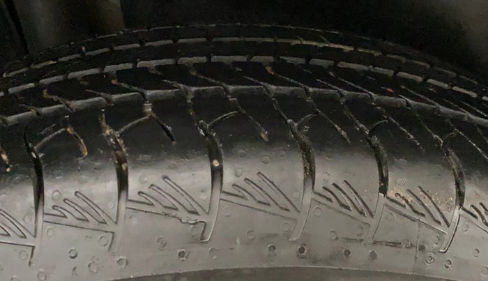 2023 Maruti Grand Vitara ZETA SMART HYBRID, Petrol, Manual, 28,620 km, Right Rear Tyre Tread