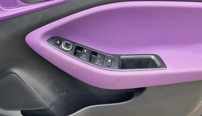 2019 Hyundai Elite i20 ASTA 1.4 CRDI (O), Diesel, Manual, 80,165 km, Driver Side Door Panels Control