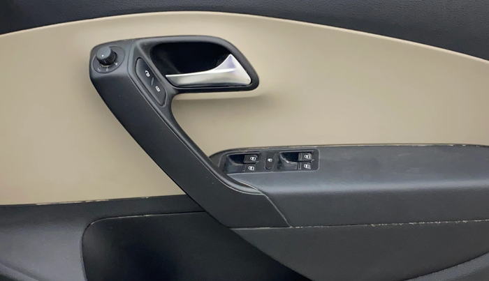 2013 Volkswagen Polo COMFORTLINE 1.2L PETROL, Petrol, Manual, 89,290 km, Driver Side Door Panels Control