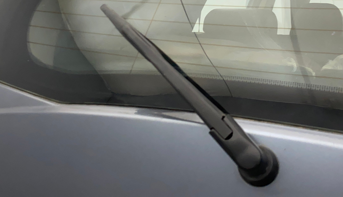 2014 Mahindra XUV500 W8, Diesel, Manual, 86,376 km, Rear Wiper