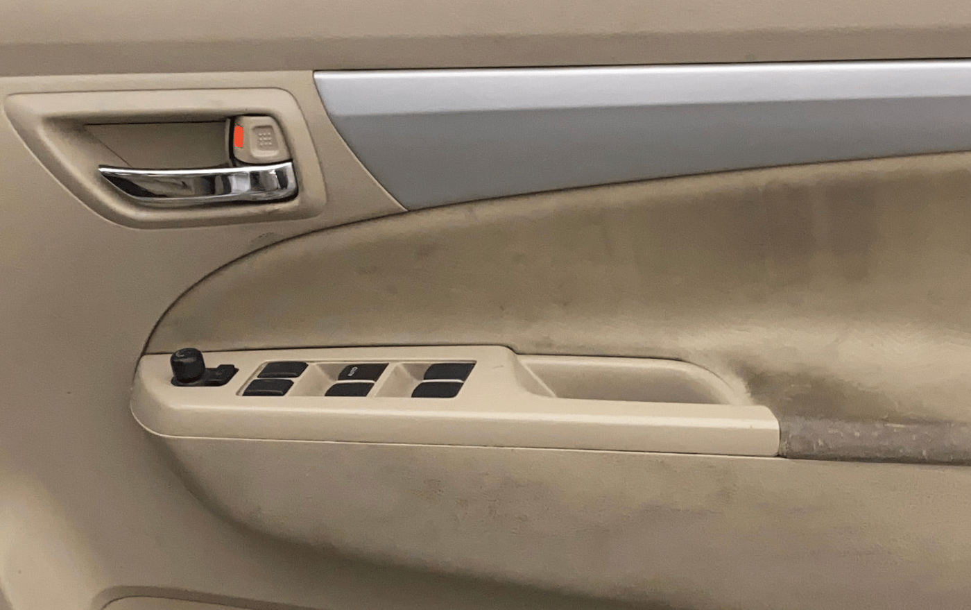 2016 Maruti Ertiga VXI CNG, CNG, Manual, 72,666 km, Driver Side Door Panels Control