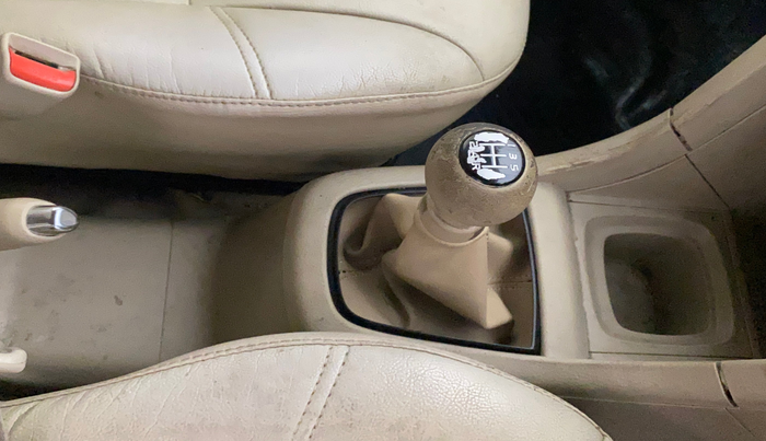 2016 Maruti Ertiga VXI CNG, CNG, Manual, 72,666 km, Gear Lever
