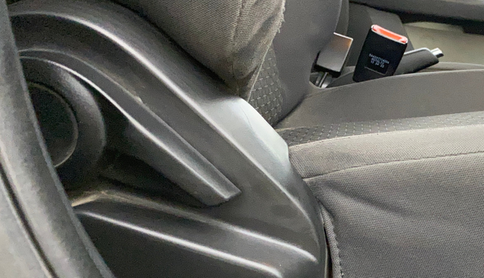 2022 Tata ALTROZ XT PETROL, Petrol, Manual, 78,792 km, Driver Side Adjustment Panel