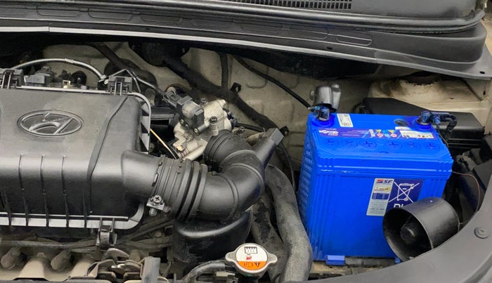 2015 Hyundai i10 MAGNA 1.1, Petrol, Manual, 33,554 km, Engine View - Left