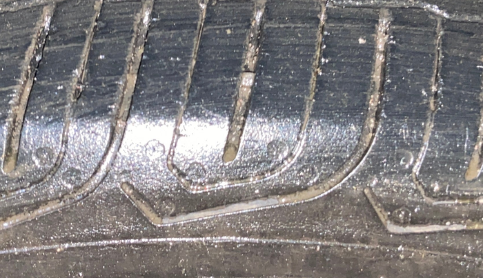 2017 Volkswagen Polo HIGHLINE1.2L, Petrol, Manual, 44,113 km, Left Front Tyre Tread