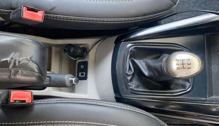 2016 Ford Ecosport TITANIUM 1.5L DIESEL, Diesel, Manual, 1,39,123 km, Gear Lever