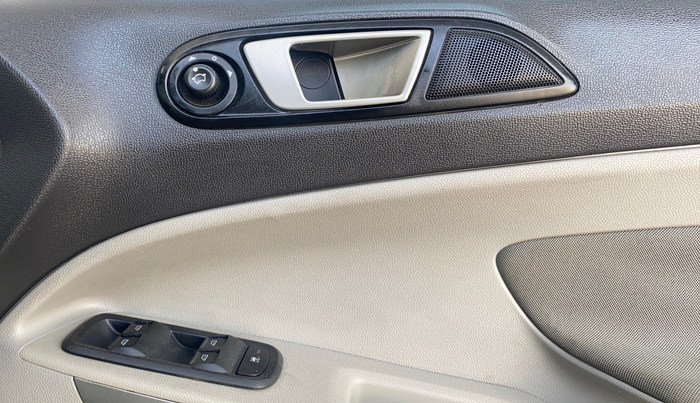 2016 Ford Ecosport TITANIUM 1.5L DIESEL, Diesel, Manual, 1,39,123 km, Driver Side Door Panels Control