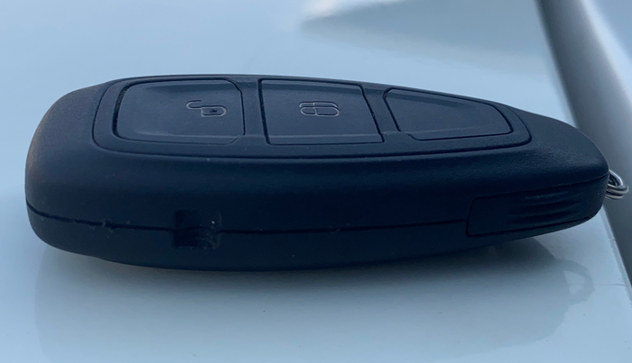 2016 Ford Ecosport TITANIUM 1.5L DIESEL, Diesel, Manual, 1,39,123 km, Key Close Up