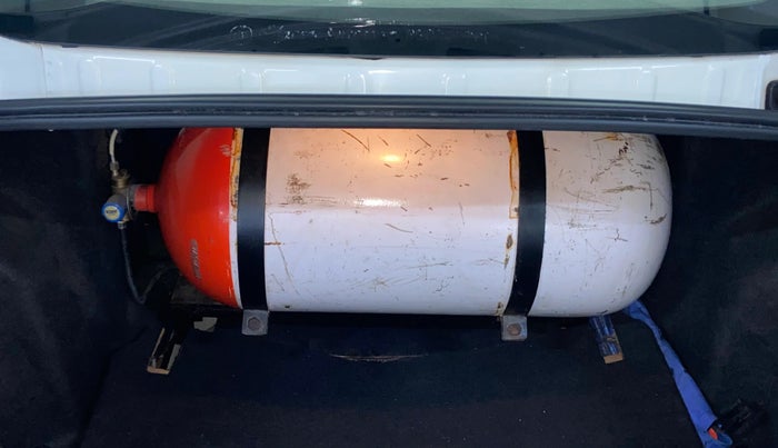 2019 Tata TIGOR XZ PLUS PETROL, CNG, Manual, 93,608 km, Boot Inside