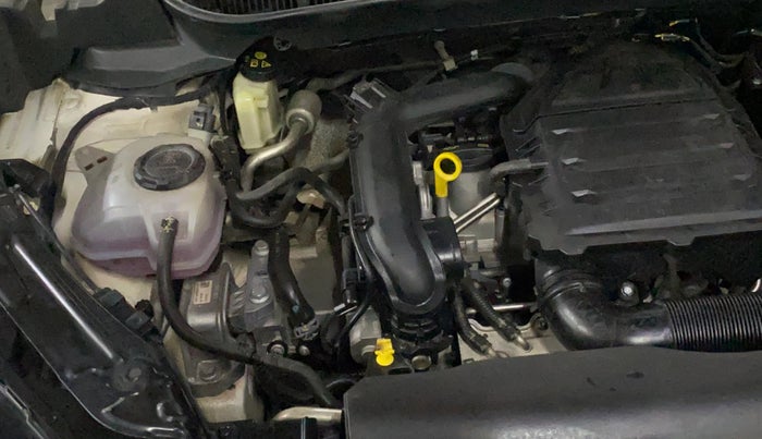 2022 Skoda KUSHAQ STYLE 1.0L TSI MT, Petrol, Manual, 33,844 km, Engine View - Right