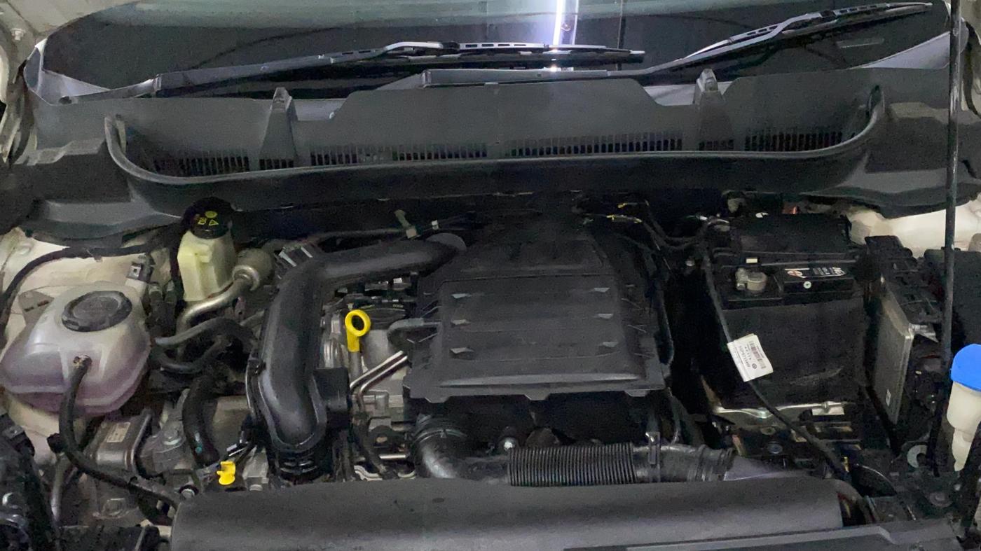 2022 Skoda KUSHAQ STYLE 1.0L TSI MT, Petrol, Manual, 33,762 km, Engine View