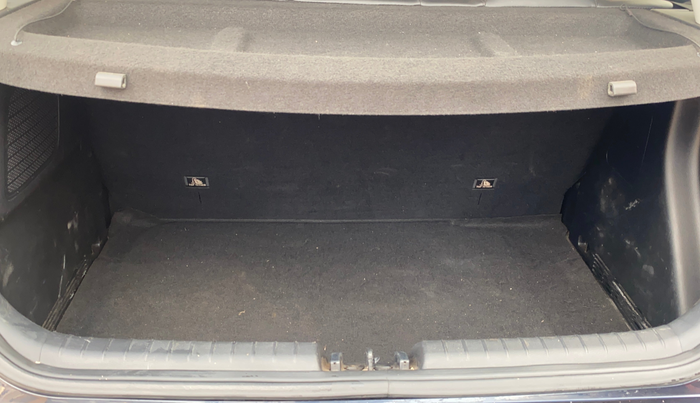 2021 Hyundai NEW I20 Asta 1.0 GDI Turbo IMT, Petrol, Manual, 27,206 km, Boot Inside