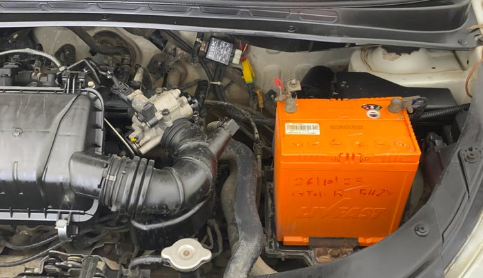 2013 Hyundai i10 MAGNA 1.1, Petrol, Manual, 1,04,127 km, Engine View - Left