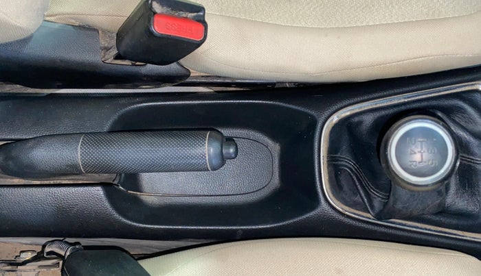 2022 Honda Amaze 1.2L I-VTEC E, CNG, Manual, 91,028 km, Gear Lever