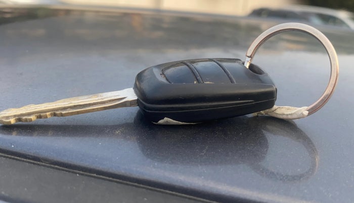 2019 Hyundai NEW SANTRO SPORTZ AMT, Petrol, Automatic, 65,488 km, Key Close Up